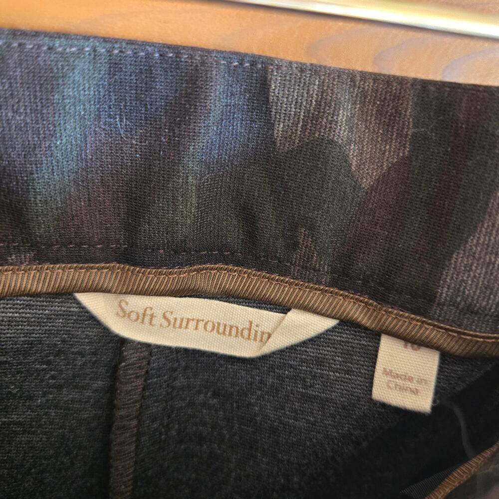 Soft Surroundings Willow Camo Pants Straight Leg 10 Ponte Knit Work Trouser - Picture 6 of 6